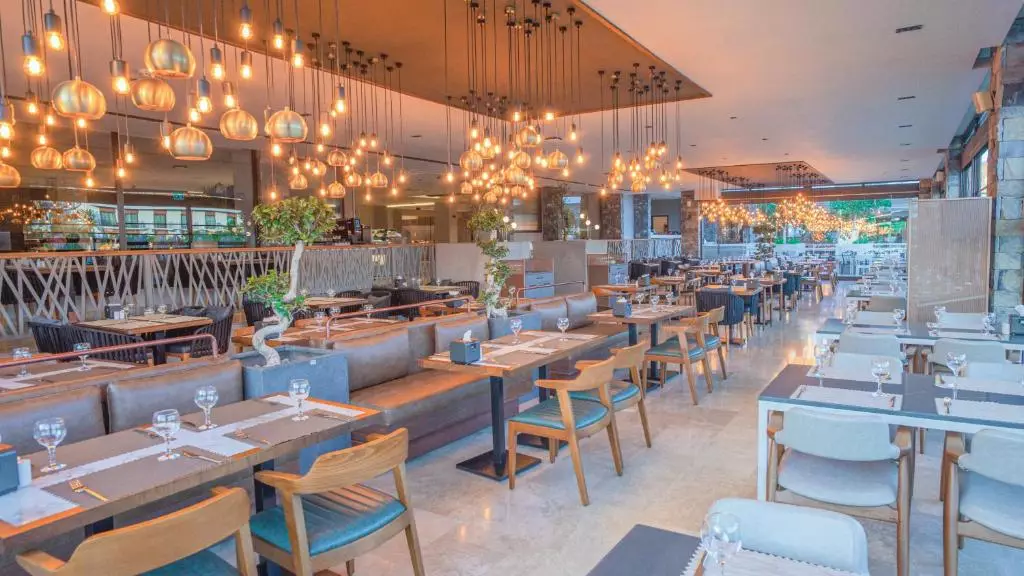 رستوران هتل جیوا بیچ ریزورت فتحیه